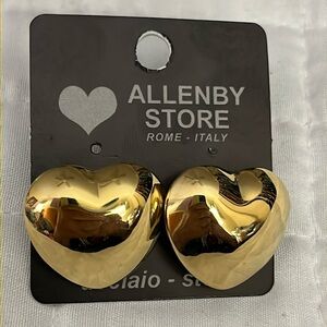 🔥🔥🔥 Goldtone Puffy Heart Stud Earrings